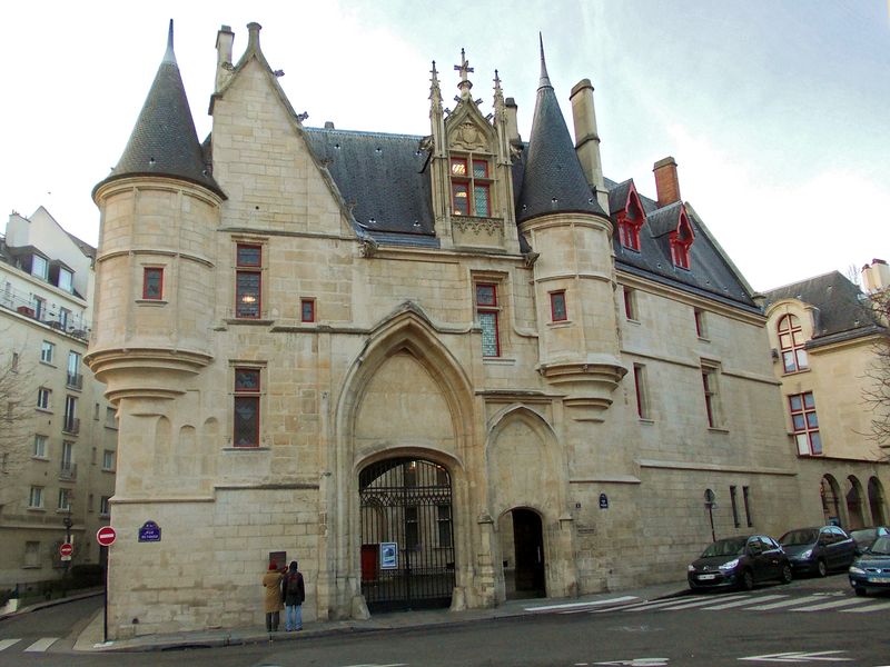 По закоулкам средневекового Маре (6/10)