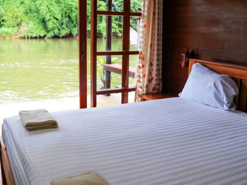 Экзотическое 2-дневное путешествие по реке Квай (24/37)